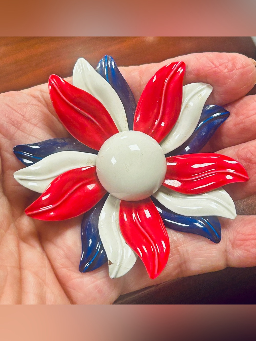 Large beautiful Vintage red white and blue flower enamel patriotic brooch